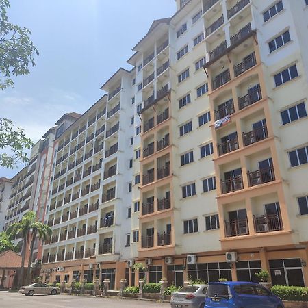 Sofea Inn Bukit Merah - Suria A7733 Kampong Selemat Екстериор снимка