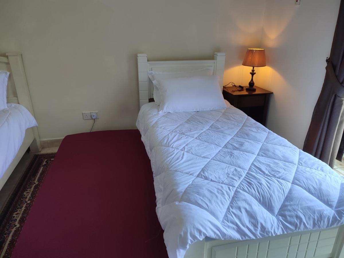 Sofea Inn Bukit Merah - Suria A7733 Kampong Selemat Екстериор снимка