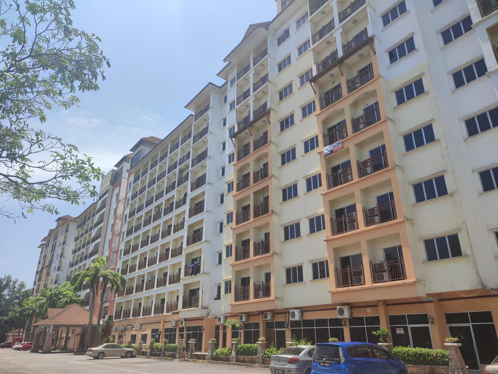 Sofea Inn Bukit Merah - Suria A7733 Kampong Selemat Екстериор снимка