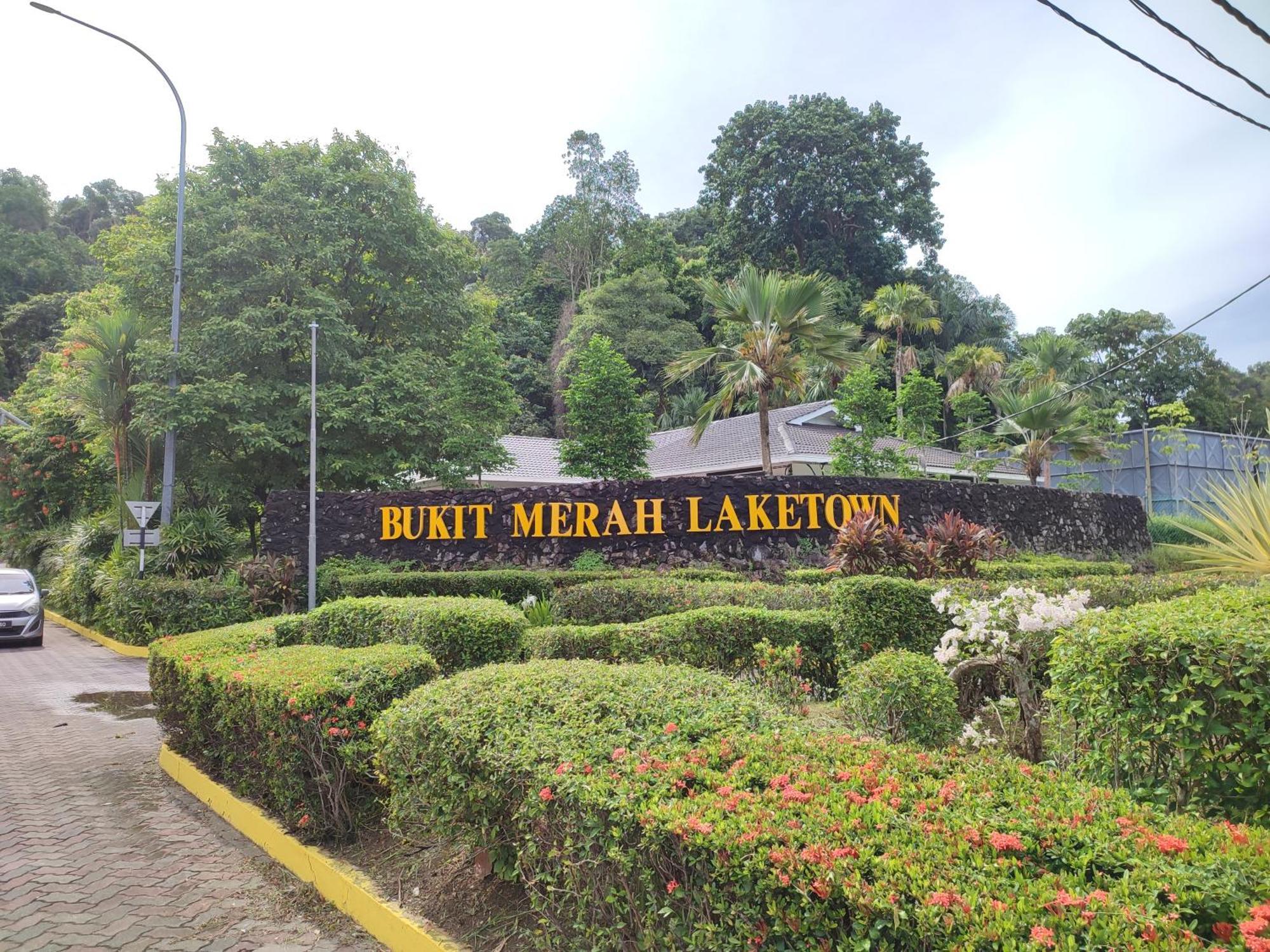 Sofea Inn Bukit Merah - Suria A7733 Kampong Selemat Екстериор снимка